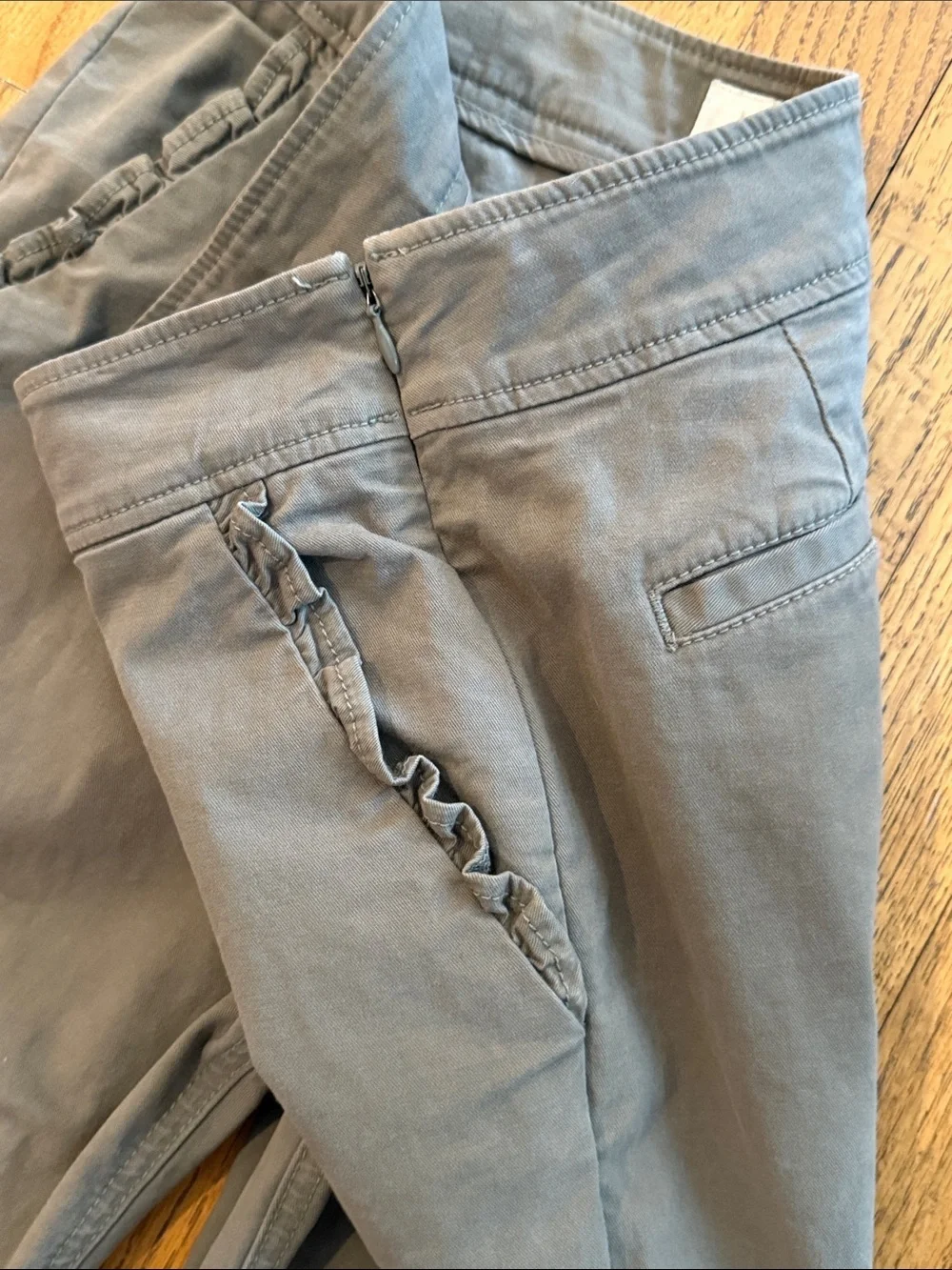Kate Spade Olive Green Ruffle Pocket Crop Pants Size 4